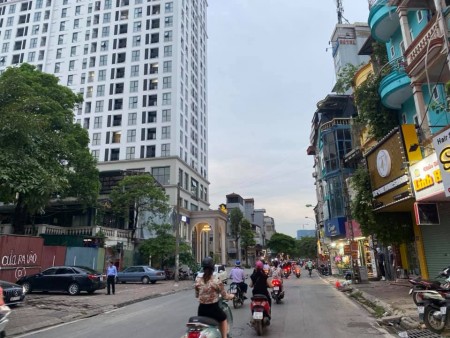 Nhà Thái Thịnh, 20 ra phố 2. mặt thoáng, tiện ích đỉnh cao, nhà chất đất học dt 50m2, giá 6.4 tỷ