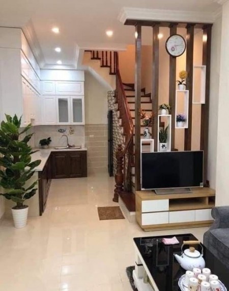 Bán nhà ngõ đẹp nhất Nguyễn Tuân, giá bán 2.95 tỷ, 4 tầng đúc, đầy đủ công năng, phân lô
