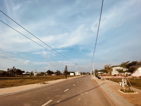 Bán nhà Bình Thuận, Đức Linh trung tâm thị trấn, có hỗ trợ vay ngân hàng tối đa 70%