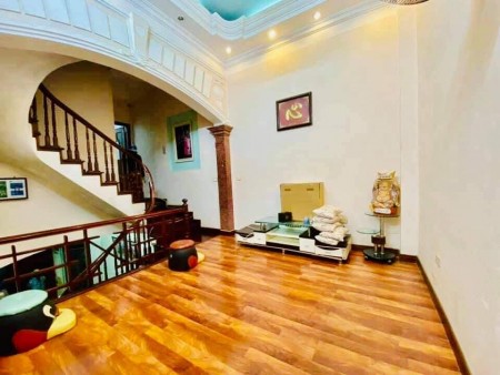 Siêu Đẹp Siêu Rộng Siêu Rẻ Hồng Mai Hai Bà Trưng DT 52m2 4 tầng Giá 3.8 tỷ