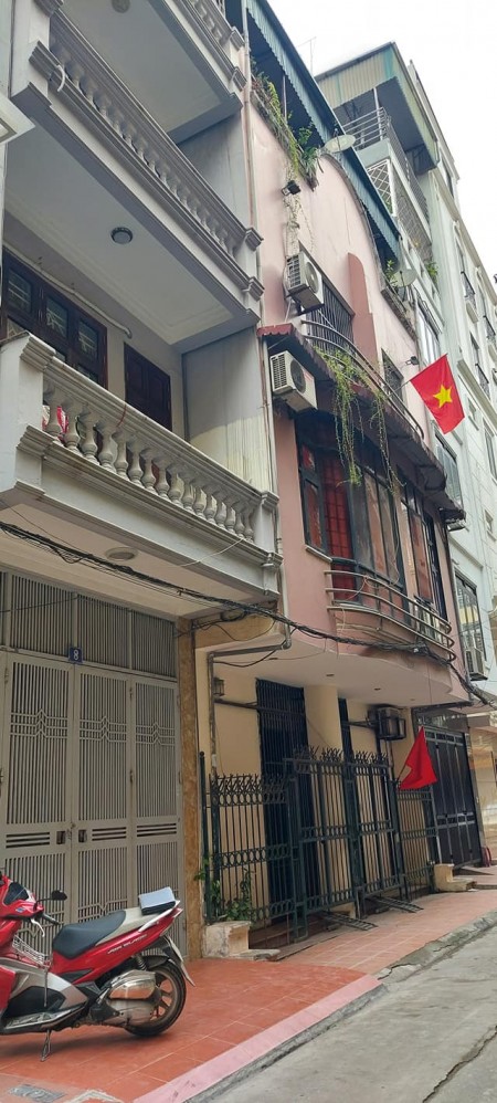 Bán nhà Phân Lô Học Viện Hậu Cần Long Biên, ngõ thông ô tô đỗ cửa giá 5.2 tỷ