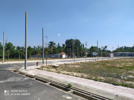 Cần tiền bán gấp lô đất thổ cư 112m2, kế tòa nhà quốc hội phía nam, sổ sẵn