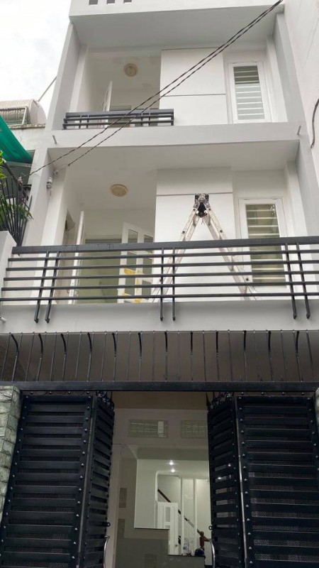 Chính Chủ Gửi Bán Gấp Nhà HXH 7m, Lê văn Sỹ Tân Bình, 4PN, 4.5x15m, Giá Chỉ 9,95 Tỷ.