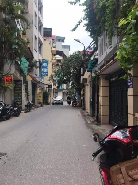 Bán đất phố Quan Hoa tặng nhà, Chủ nhà ăn nên làm ra đổi nhà phố 73m, giá hơn 70tr/1 mét