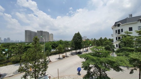 Đi đến slide 2