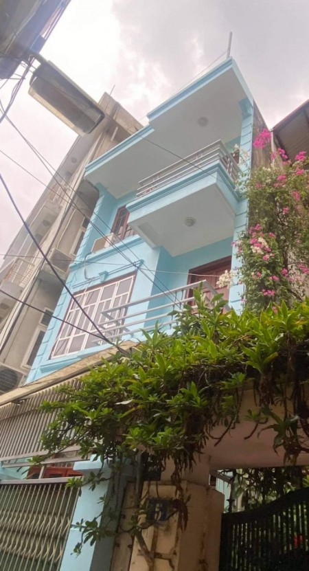 Đại Từ dt 58m2 x 4 tầng,mặt tiền 5m chỉ 4 tỷ 10m ra ô tô tránh 50m ra phố nhà mới đẹp