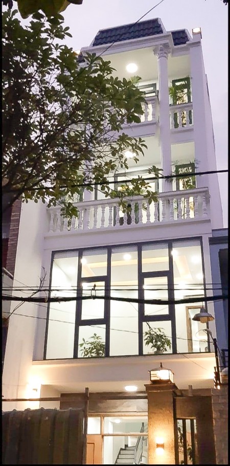 Nhà đẹp Hiệp Thành Quận 12 siêu hiềm đường nhựa 8m, ngay siêu thị Metro, pháp lí chuẩn