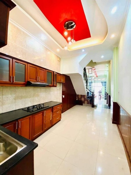 Bán nhà Phan Đăng Lưu quận Bình Thạnh đang cho thuê 16tr giá chỉ 7 tỷ 9