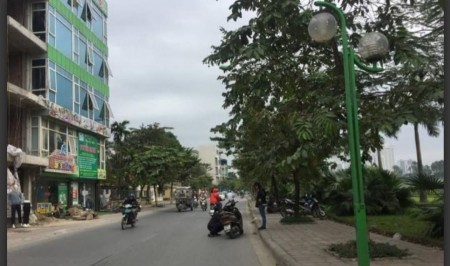 Bán đất Thượng Đình 52m2 giá 5.5 tỷ cách 1 nhà ra mặt phố kinh doanh tốt, lh 0879356959
