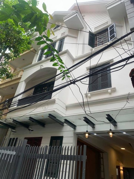 Biệt thự siêu đẹp ô tô phân lô cao cấp nhà dành cho chính khách Cầu Giấy