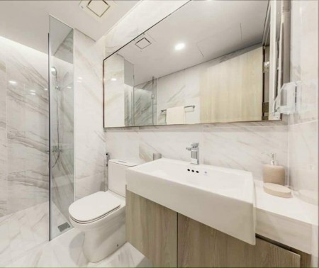 Bán nhà sổ đỏ 33m2 phố Khương Hạ, Thanh Xuân, chỉ 2.4 tỷ. Liên hệ: 0368781929