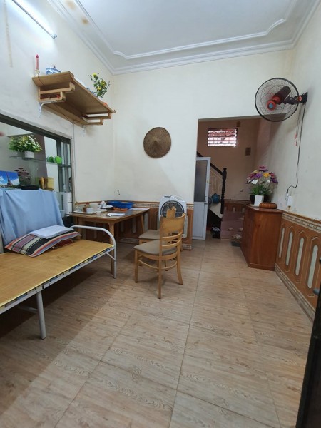 Bán nhà Bạch Mai diện tích 23m2, 4 tầng xây chắc chắn, giá 2.65 tỷ