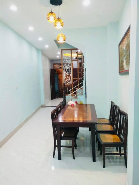 Nhà đẹp ở Đại Từ, gần phố, cách ô tô 10m tránh, dt 54m2 x 4 tầng 5m mặt tiền giá 4 tỷ Hoàng Mai
