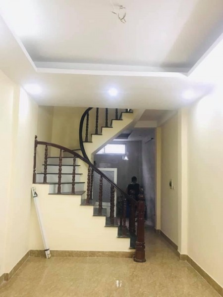 Hoàng Liệt mới xây, 3 mặt thoáng 4 phòng ngủ, ô tô đỗ cách 10m, giá chỉ 3.84 tỷ