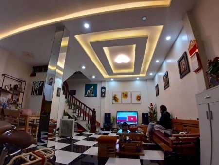 Bán nhà Nguyễn Chí Thanh, khu dân trí cao, nhà 2 mặt thoáng 56m2, giá 5.1 tỷ