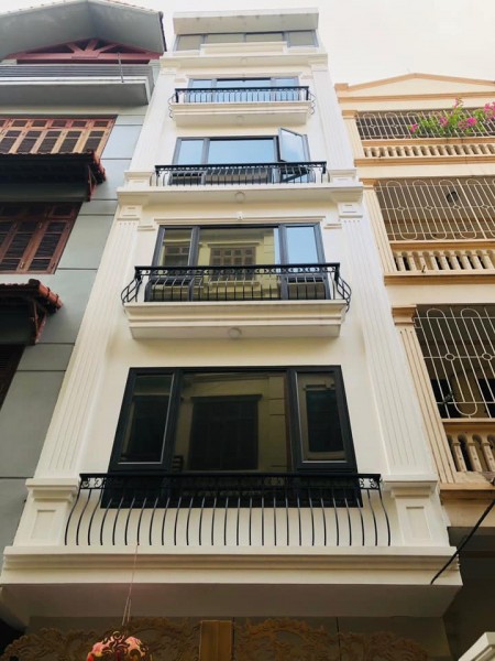 Bán nhà Cầu Giấy, 3 nhà ra phố ô tô tránh, kinh doanh, dt 65m2 7 tầng, thang máy giá 15.5 tỷ