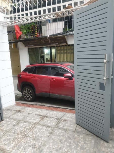 Bán nhà siêu phẩm Ba Đình, cách hồ Tây 500m, thiết kế hiện đại, đi lại thuận tiện