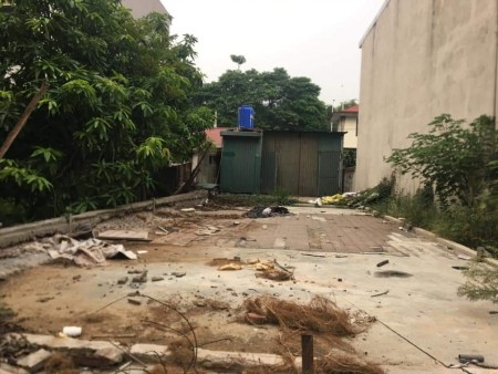 Bán đất chính chủ mặt phố Phú Xá diện tích sử dụng 260m2, mặt tiền 10m, giá bán 12 tỷ