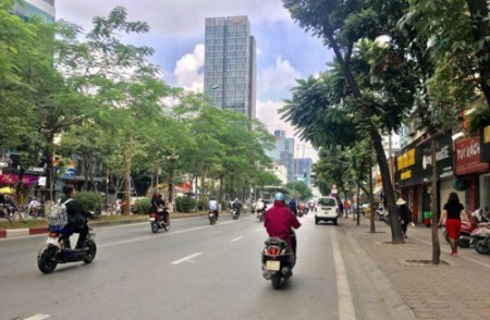 Mặt phố Láng Hạ dt 90m2 vỉa hè 5m, kinh doanh cực đỉnh giá 340tr/m2 tiện ích ngập tràn