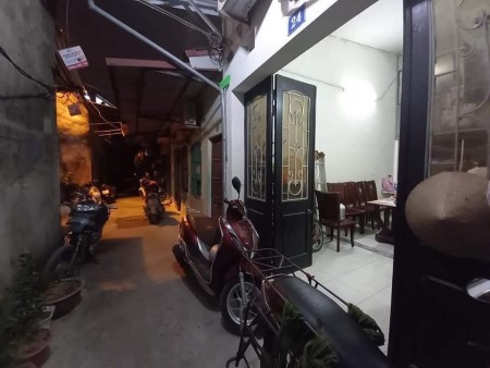 Bán nhà chính chủ nguyên căn diện tích 35m2, chưa đến 2 tỷ, sổ riêng chính chủ bàn giao ngay
