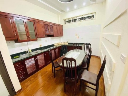 Bán nhà phố Khương Đình, Thanh Xuân, dt 56 m2, 4 tầng, chỉ 3.9 tỷ. Liên hệ: 0368781929