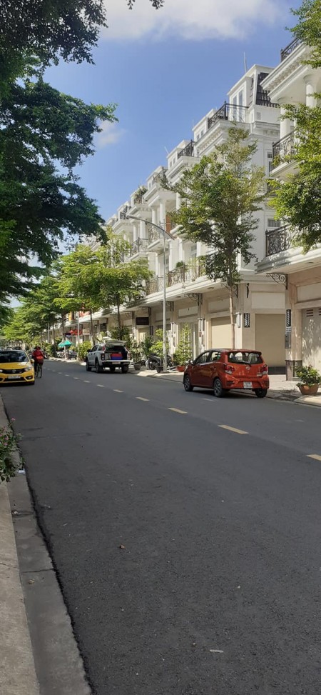 (Gò Vấp)Bán nhà mặt tiền Cityland Trần thị Nghĩ, Phan Văn Trị, dt 100m2, 4 tầng, giá 18 tỷ