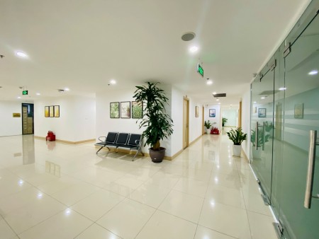 Cho thuê sàn văn phòng mặt phố Kim Ngưu Hai Bà Trưng dt 190m2 mt 7m, đầy đủ thang máy