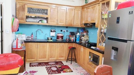 Nhà bán đường Láng 50m 5 tầng mt 4.5m giá bán chỉ 4.8 tỷ Quận Đống Đa