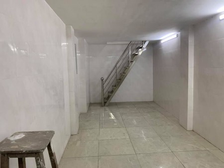 Bán nhà nguyên căn 3 tầng Trương Định, mt 8m, tiện ích đầy đủ, giá chỉ 1.654 tỷ