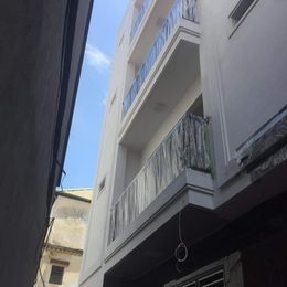 Bán nhà đẹp mới xây mặt tiền rộng ô tô lùi vào tận nhà giá nhỉnh 3 tỷ, liên hệ chính chủ