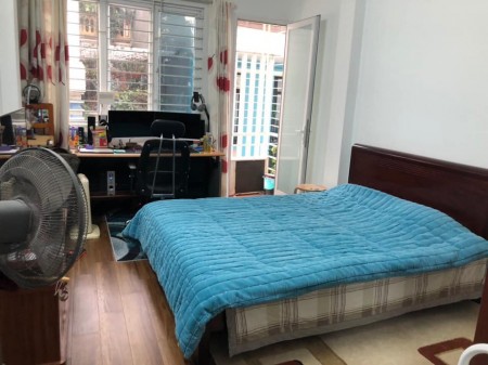 Chủ nhờ bán gấp! Nhà Ngô Thì Nhậm, Ô tô 5M, 2 Ngõ trước sau, 52M, 3.6 Tỷ