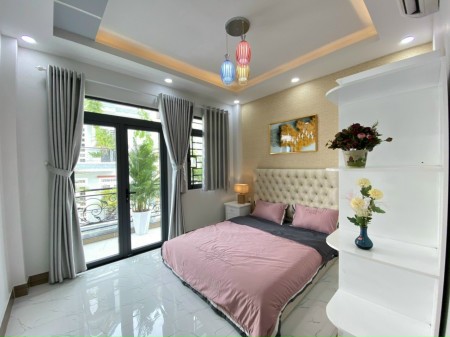 Bán nhà hẻm VIP 8m Nguyễn Văn Công, dt 60m2, 5 lầu mới, có gara ôtô, giá 8.3 tỷ