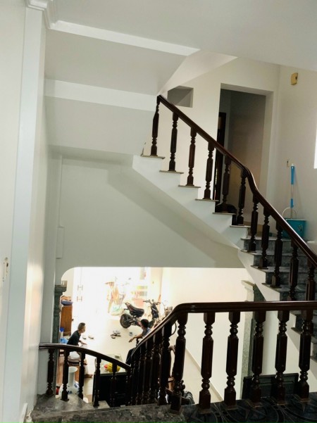 Đi đến slide 8
