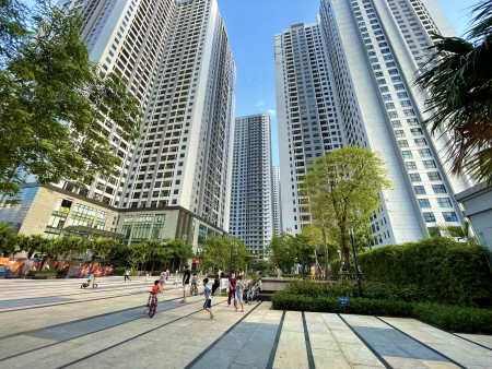 Cần bán căn góc 3PN-140m2 tòa Diamond Goldmark city. giá rẻ nhất chỉ 28tr/m2, đã có Sổ đỏ