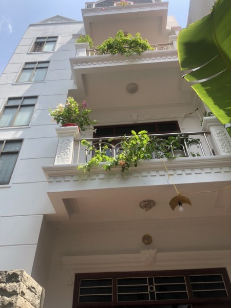 Cần bán nhà 4 tầng trong ngõ diện tích 85m2, giá bán 6 tỷ, thiết kế thông minh