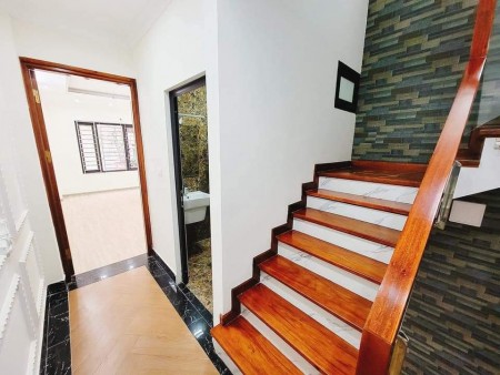 Bán nhà phố Khương Hạ, quận Thanh Xuân 46m2, 4 tầng, giá nhỉnh 4 tỷ. Liên hệ: 0368781929