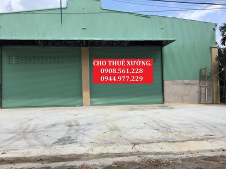 Cho thuê nhà xưởng dt: 1200m nằm đường Lê Văn Khương, Quận 12 lh; 0944.977.229
