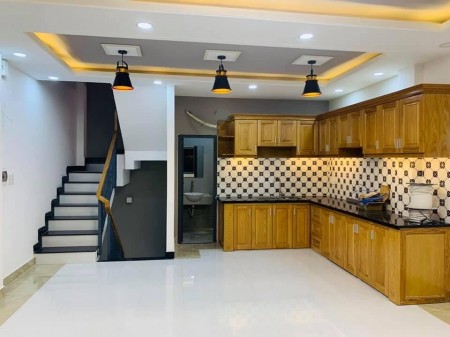 Nhà thiết kế như nàng hậu Nguyễn Xí, ngang bề thế - 42m2, giá CHỈ 7,6 tỷ
