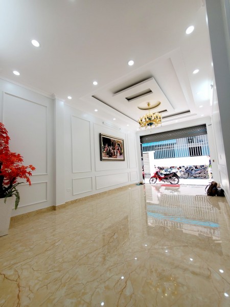 Bán nhà Vương Thừa Vũ, Thanh Xuân, dt 59m2, 5 tầng, phố vip, ô tô, kd, giá 10,5 tỷ