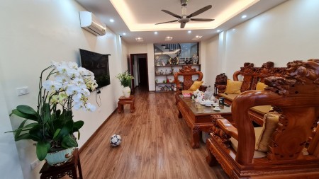 Bán nhà liền kề Văn Phú, view công viên, hoàn thiện đẹp, dt 90m2, giá 6.9 tỷ