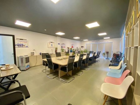 Bán nhà mặt phố Nguyễn Khang, thang máy, kinh doanh, 68mx6T, giá 13.7 tỷ, LH:0947068686