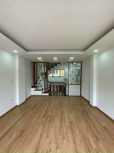 Bán nhà Trương Định, ngõ nông, lô góc, diện tích 40m2, giá bán nhanh 3.2 tỷ