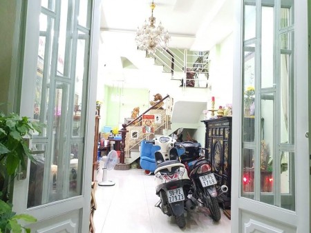 "Nhà HXH-88m2 -2Tầng -Sổ Hồng -Đường Lạc Long Quân-TB Chỉ 4 TY6"