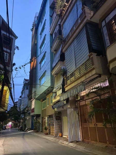Chính chủ, bán nhà 3 mặt ngõ, sát Vincom Phạm Ngọc Thạch giá đầu tư 80tr/m