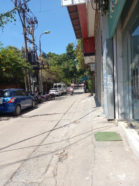 Siêu phẩm nhà phố Kim Mã diện tích 38m2, giá nhỉnh 2.6 tỷ, sổ đổ sẵn sàng