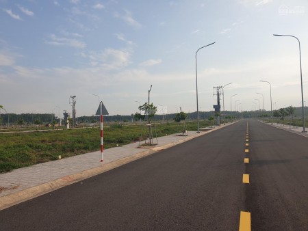 Cần tiền xoay sở, bán lỗ đất mặt tiền đối diện vsip2, giá bán 850 triệu, đường lớn