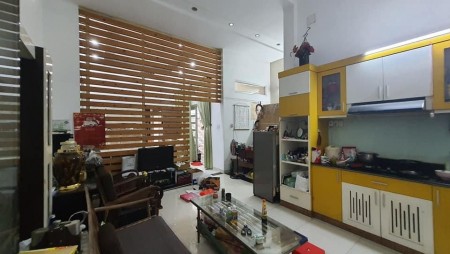 Bán nhà đường Nguyễn Duy quận Bình Thạnh 104m2 4tầng giá chỉ 9tỷ450