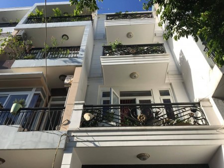Nhà 2 mặt hẻm xe hơi Cách Mạng Tháng 8 Phường 4 Tân Bình mới keng