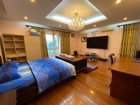 Biệt thự của giới tinh hoa, thiên đường nơi hạ giới, 4 thoáng, thang máy, sổ sẵn