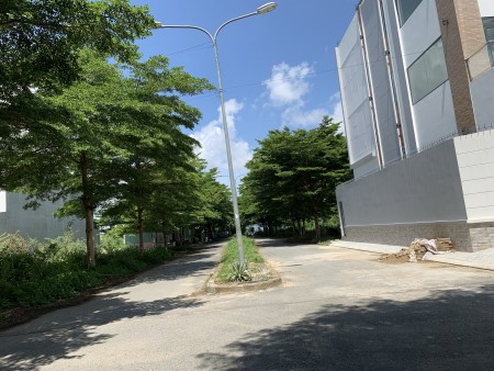 Đi đến slide 8